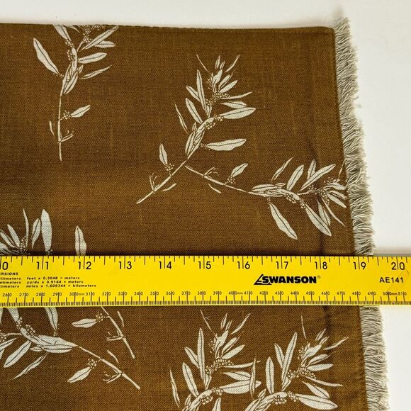 4 Tan & White Botanical Fabric Placemats - Picture 5 of 6